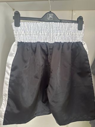 Pantalón boxeo DYM negro y plata Talla L