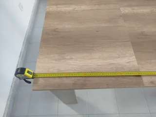 Mesa de salón de madera extensible