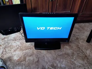 TV VD Tech 18 Negra