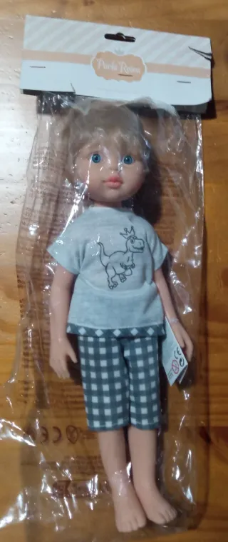 Muñeco Paola Reina Iván 32cm