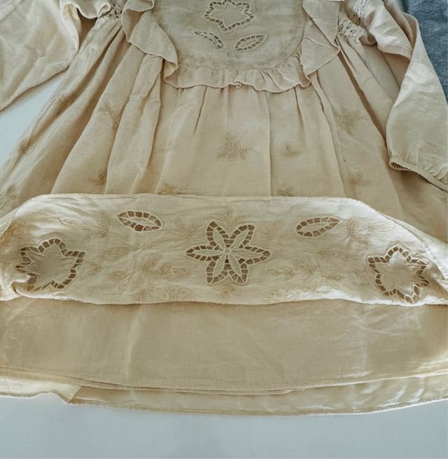 Vestido Zara y leotardos strass T10