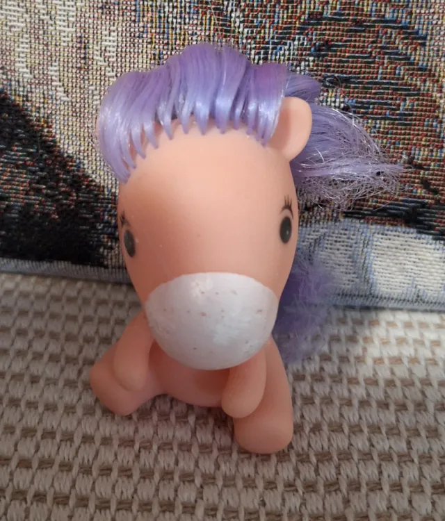 Pony baby Takara Fakie