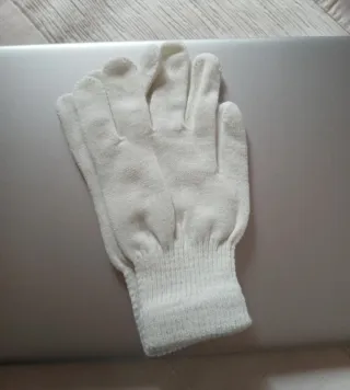 Guantes de algodón blancos