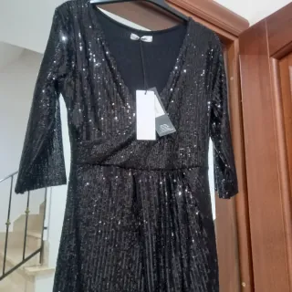 Abito lungo elegante scintillante di paillettes