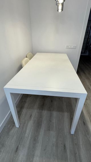 Mesa extensible blanca 140-190 nueva y sin montar