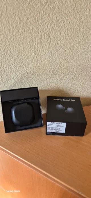 Samsung Buds 2 Pro - (Nuovo è Originali)