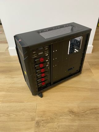 Caja Torre Aerocool PGS + Disquetera LG 