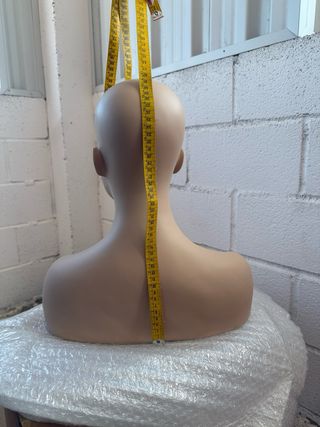 Busto realista para peluca - Mujer