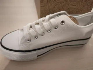 Zapatillas Blancas Talla 36 B&W Conguitos