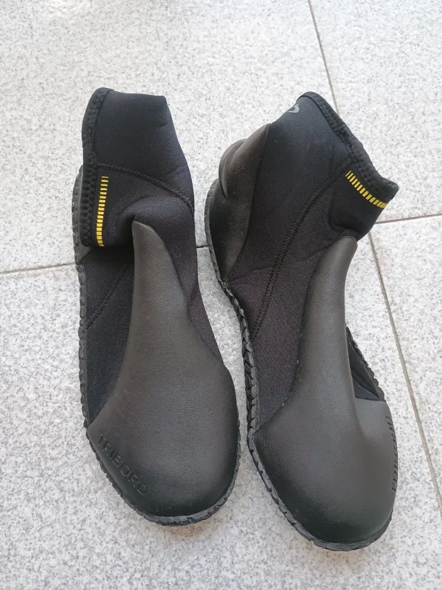 Zapatillas buceo finas T44