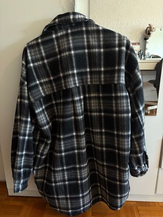 Sobrecamisa Bershka cuadros oversize