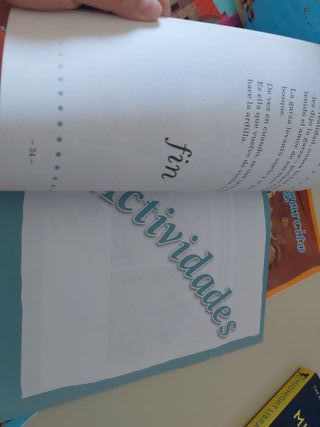 Lote cuentos, juegos y globo terraqueo