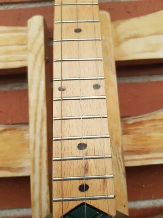 Cigar Box Guitar