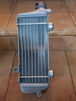 Radiador con tapón husaberg te 250, ktm exc 250