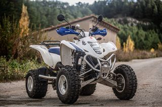 Suzuki LTZ 400