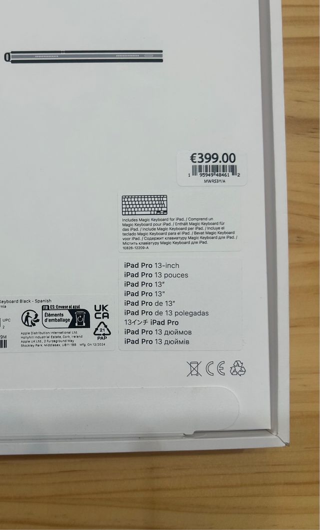 Apple Magic Keyboard iPad Space Gray