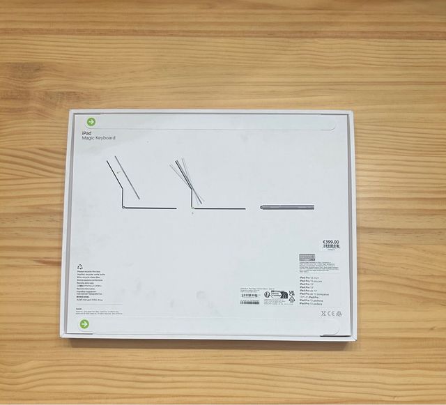 Apple Magic Keyboard iPad Space Gray