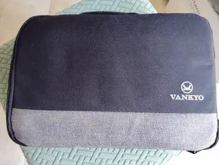 Proyector Portátil VANKYO