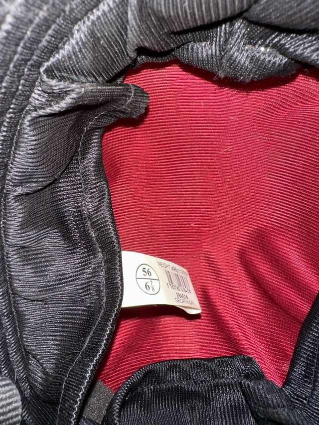 Casco de equitación negro