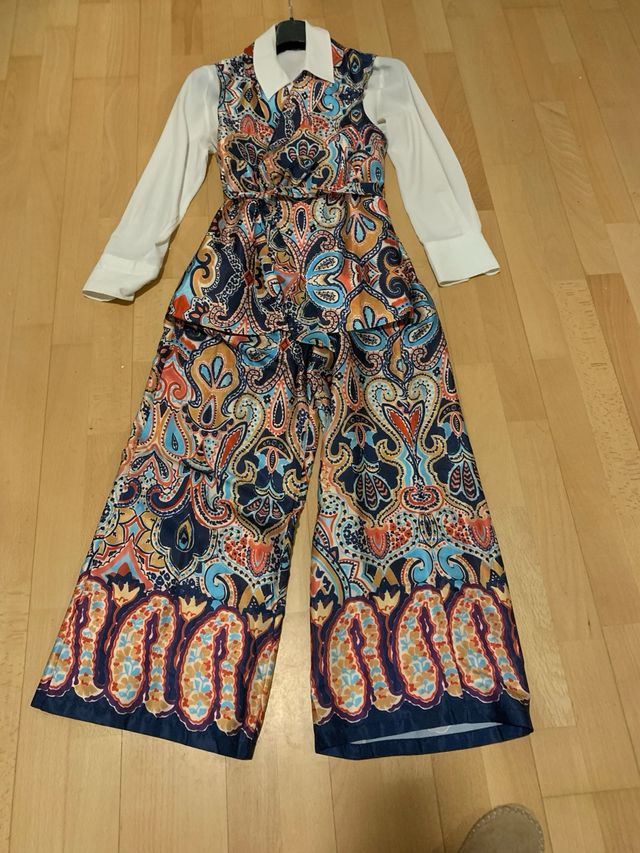 Conjunto chaleco y pantalón seda