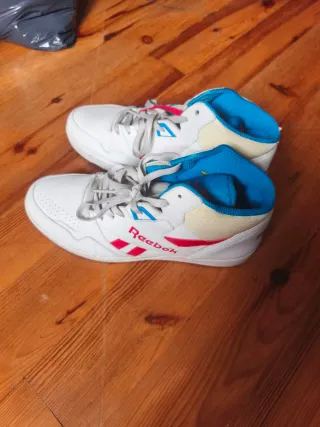 Zapatillas Reebok Vintage Blancas y Azules