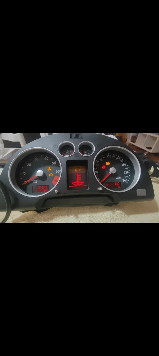 Audi TT mk1.Fis.Motores.Agujas.Leds.