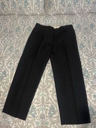 Traje de hombre azul marino