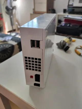 Nintendo Wii completa + mando + sensor + accesorio