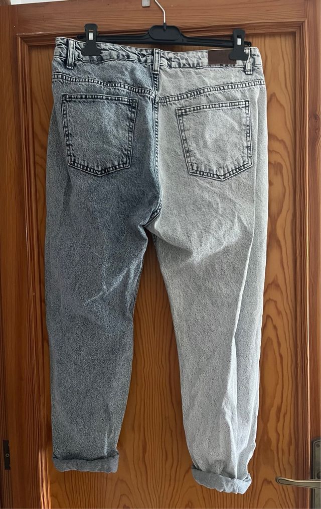 Pantalón vaquero bicolor