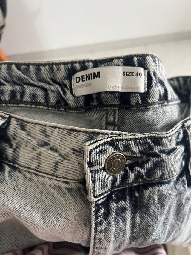 Pantalón vaquero bicolor