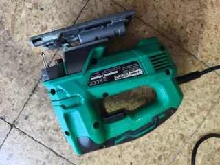 Caladora Hikoki CJ90VST2