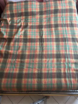 Coperta lana matrimoniale con frange