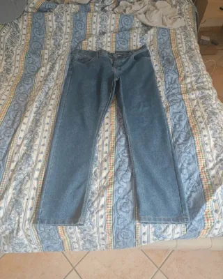 Jeans uomo taglia IT 50 EU 44