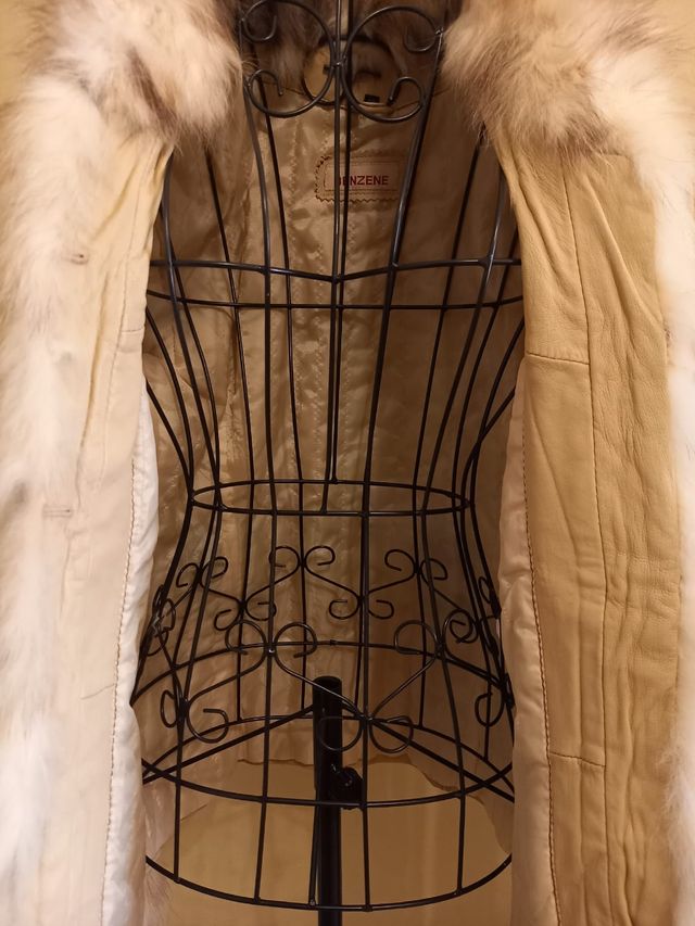 Giacca imbottita in vera pelle vintage beige 