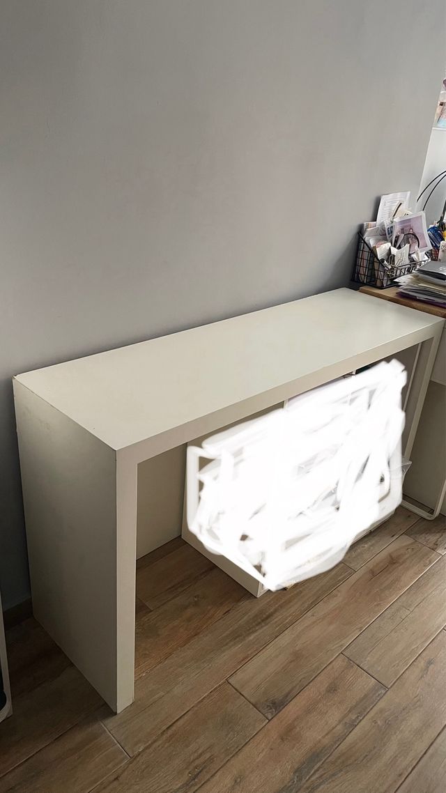 Escritorio blanco moderno