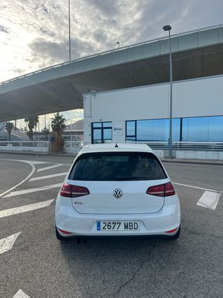 Volkswagen Golf 2016