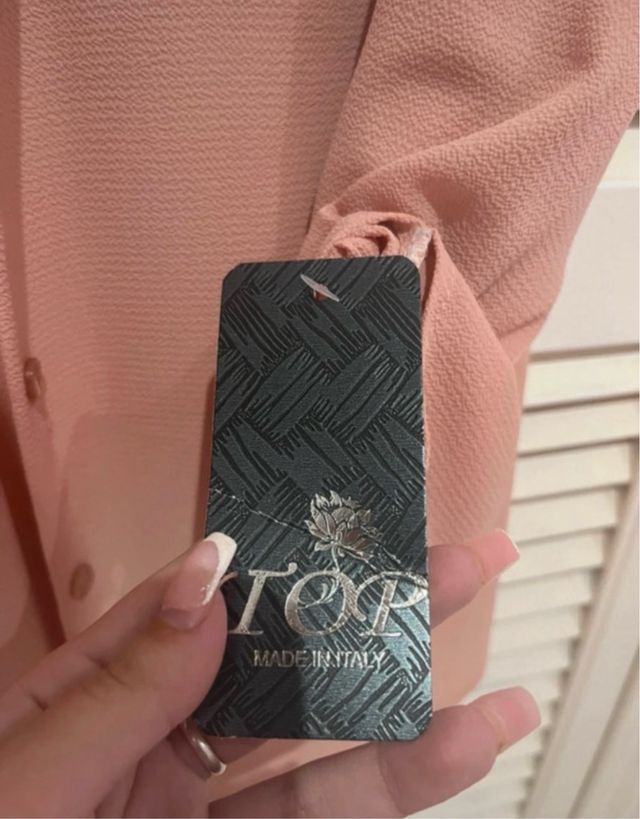 Sobrecamisa Camisa rosa con pedrería S/M nueva