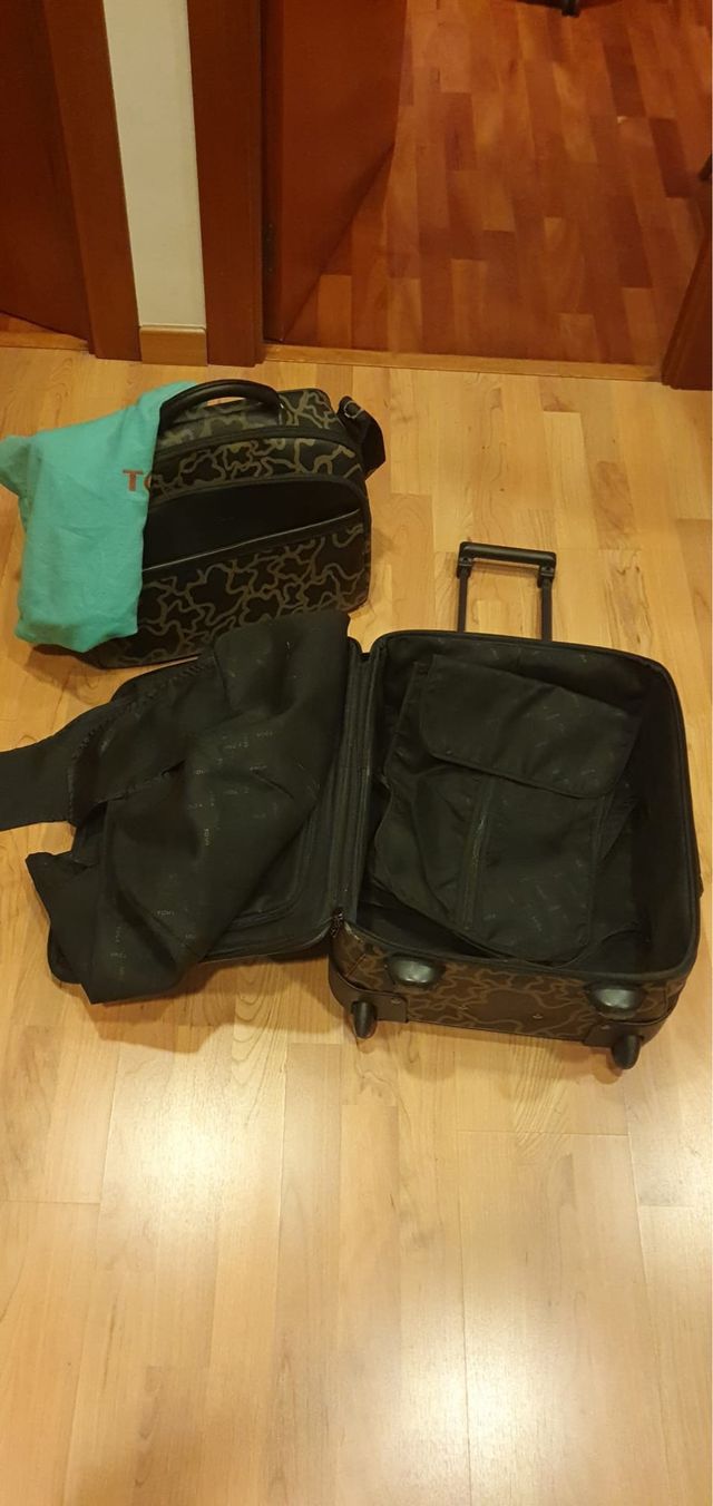 Conjunto Maleta y Bolsa Cabina Tous Kaos