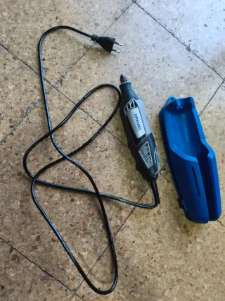 Dremel 4000 con soporte