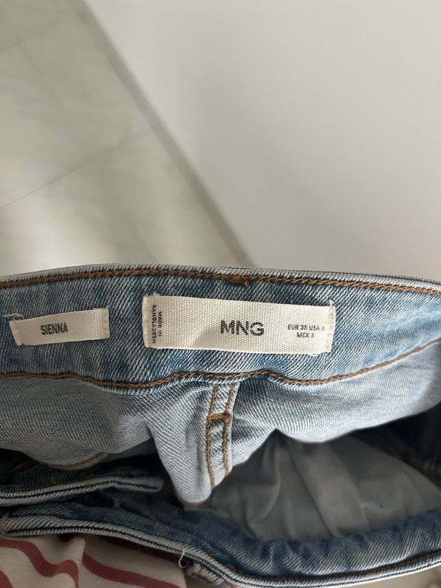 Pantalón vaquero Mango azul