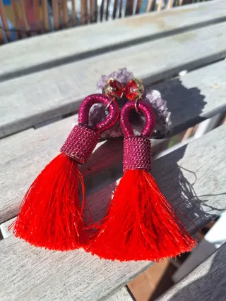 Pendientes largos bisutería rosa y rojo