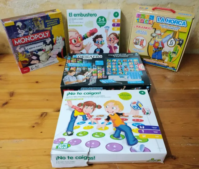 Lote juegos de mesa por 8€ cada uno + 1 de regalo