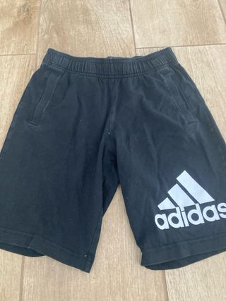 Pantalón corto Adidas negro Talla 11-12