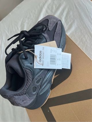 Zapatillas Adidas Yeezy Boost 700 nueva Talla 42,5