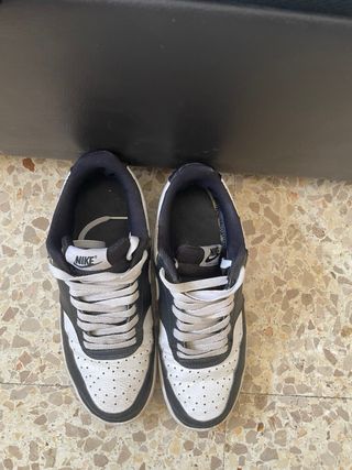 Zapatillas Nike Court Vision Negras y Blancas