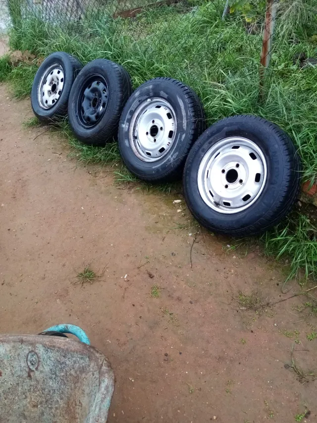 Ruedas Peugeot 205 (4 unidades)