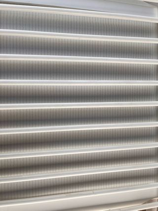 Cuna de madera blanca