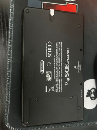 Nintendo DSi XL Edición Super Mario Bros 25th