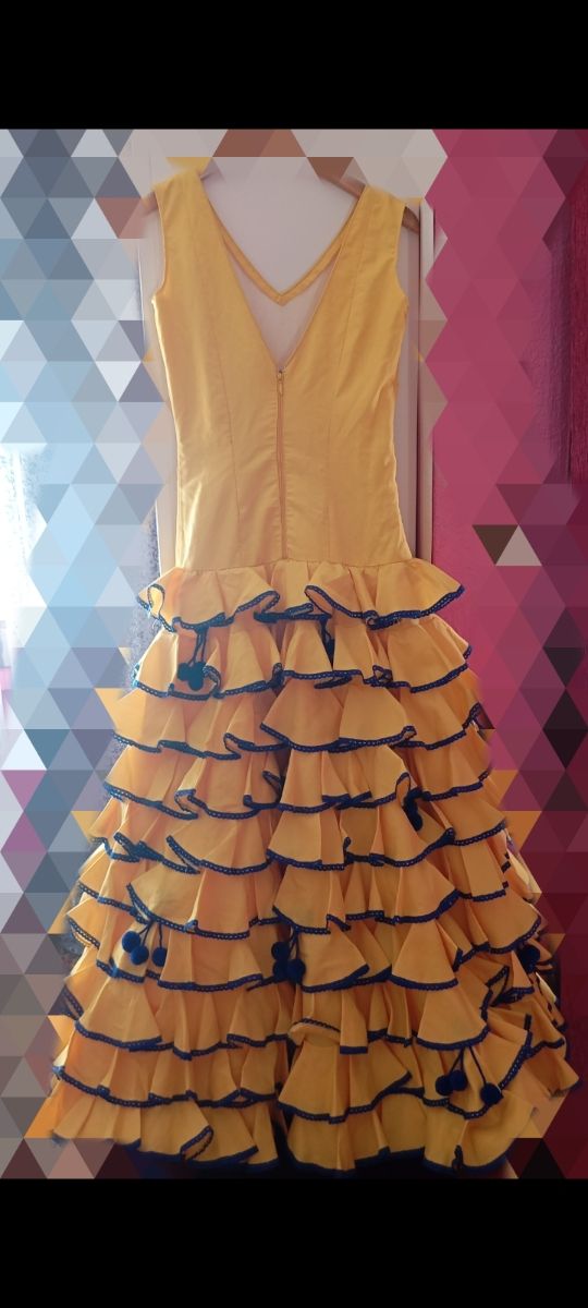 Vestido Flamenca Sevillanas Amarillo
