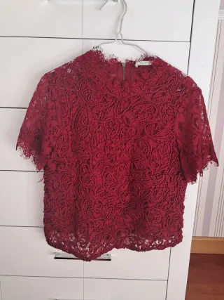 Blusa granate encaje transparente